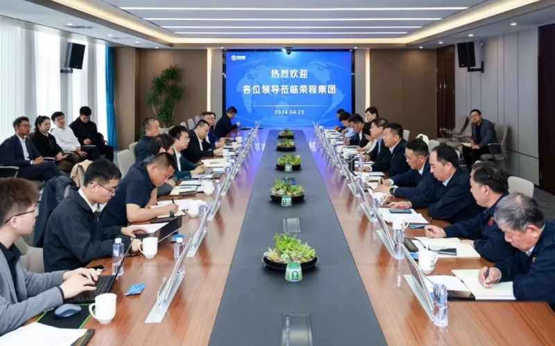 星空体育体育官方网站集团与山西鹏飞集团开展座谈交流 多方领导出席