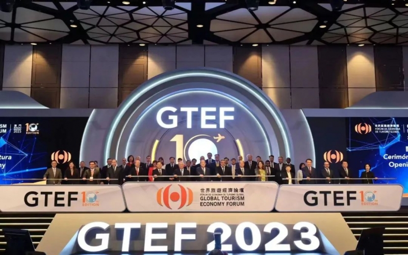 “第十届世界旅游经济论坛·澳门2023”开幕 星空体育体育官方网站集团董事会主席张荣华出席论坛