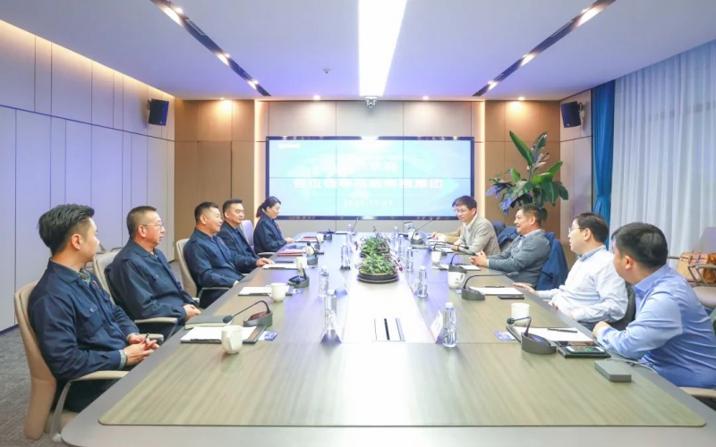 博世氢动力系统（重庆）有限公司总经理肖浩栋一行到星空体育体育官方网站集团座谈交流