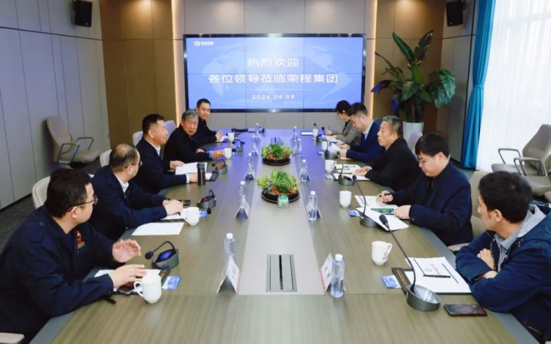天津市发展改革委副主任孙文秀一行到星空体育体育官方网站集团参观调研