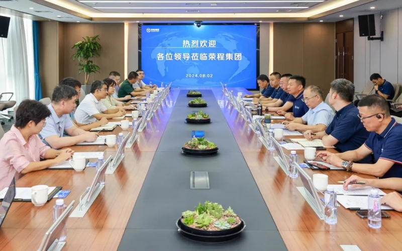 静海区发改委副主任崔廷贵一行到星空体育体育官方网站集团参观调研